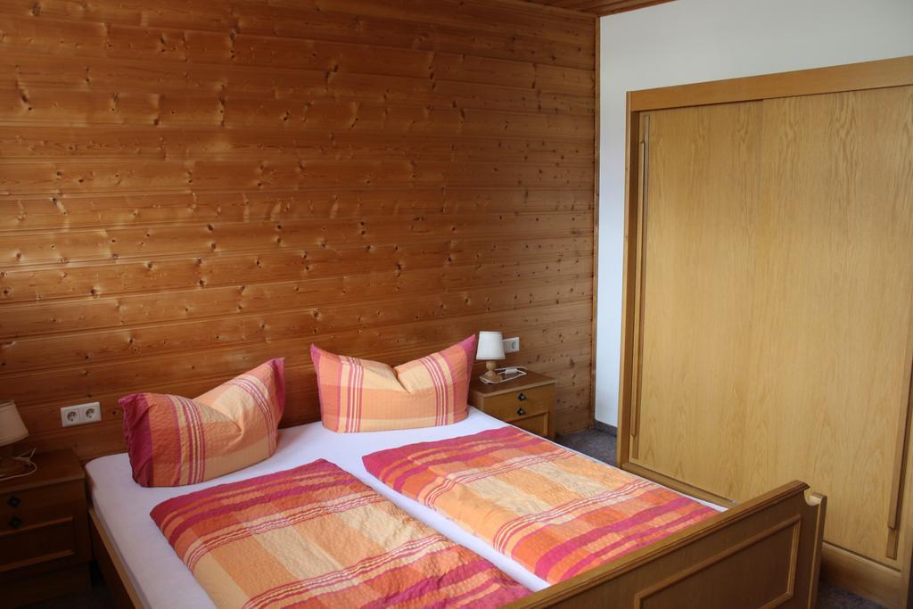 Haus Birgit Pettneu am Arlberg Exterior foto